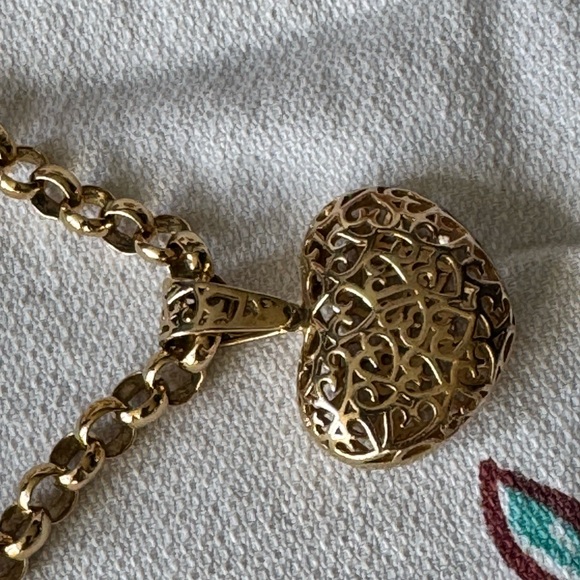 Bruna the label 18k GP rolo style bracelet with reticulated puffed heart - Picture 6 of 8